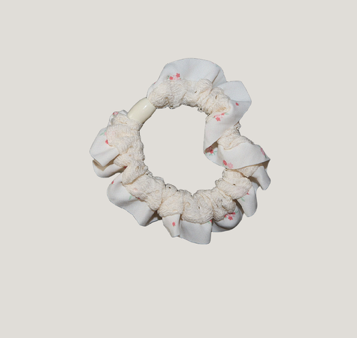 Cream Crochet Floral Scrunchies